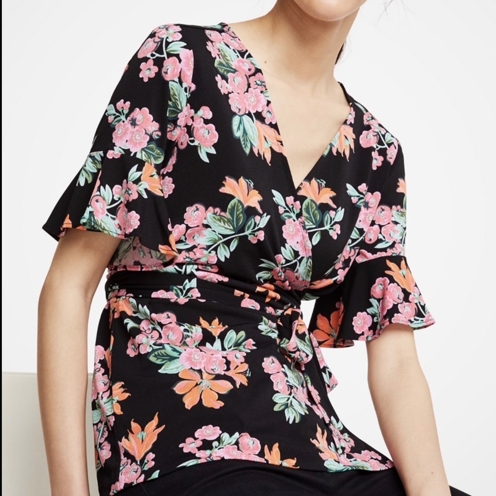 Beautiful Ann Taylor floral wrap petite top